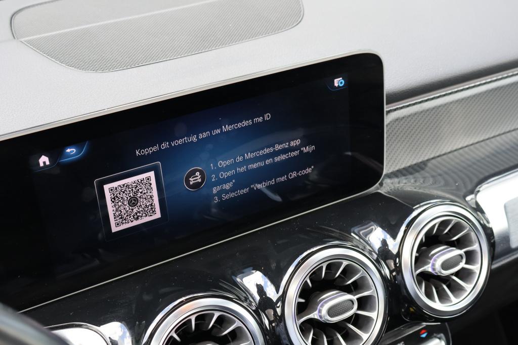 Mercedes-Benz Glb 200 business solution amg 163 pk i panoramadak i trekhaak