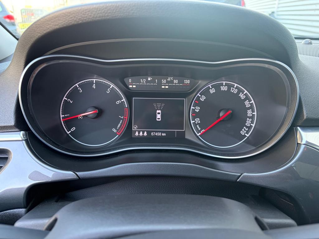 Opel Corsa 1.0 turbo cosmo