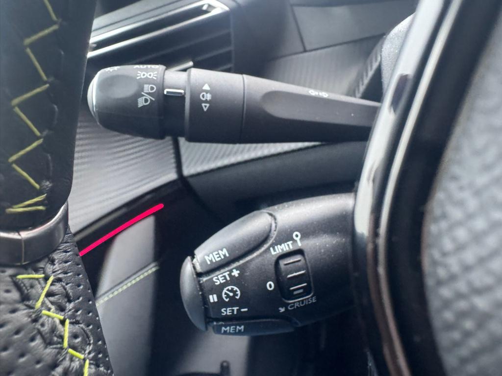 Peugeot 208 ev gt pack 50 kwh