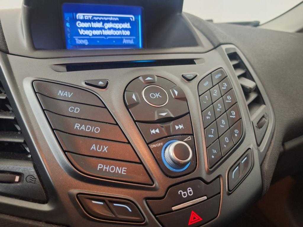 Ford Fiesta 1.0 white edition