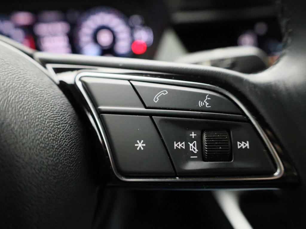 Audi A3 limousine 30 tfsi pro line | automaat | apple carplay / android aut