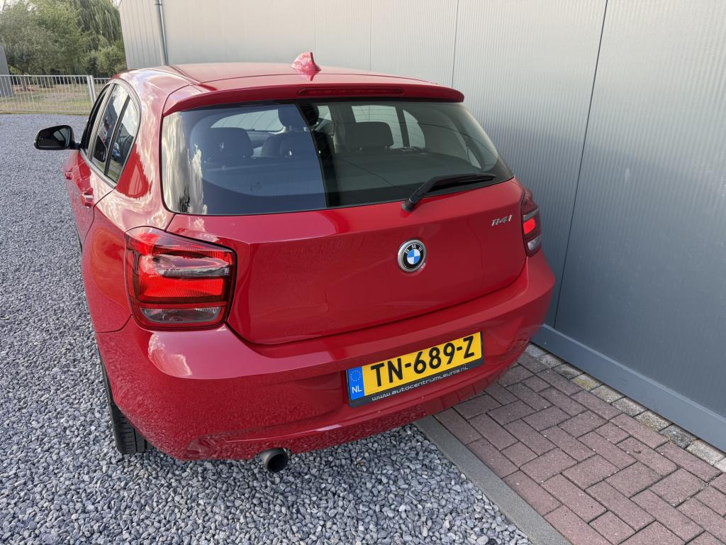 BMW 1 Serie 114i ede business 5-drs