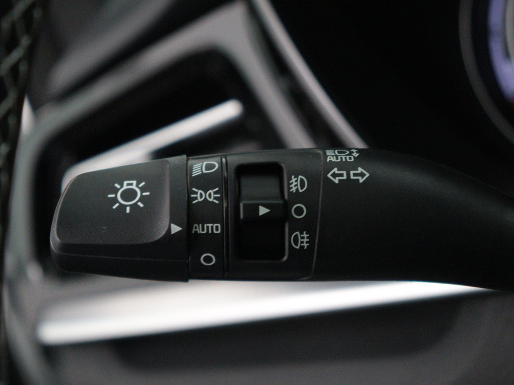 Kia E-niro dynamicplusline 64 kwh | navigatie | schuifdak | led | stuur-/st