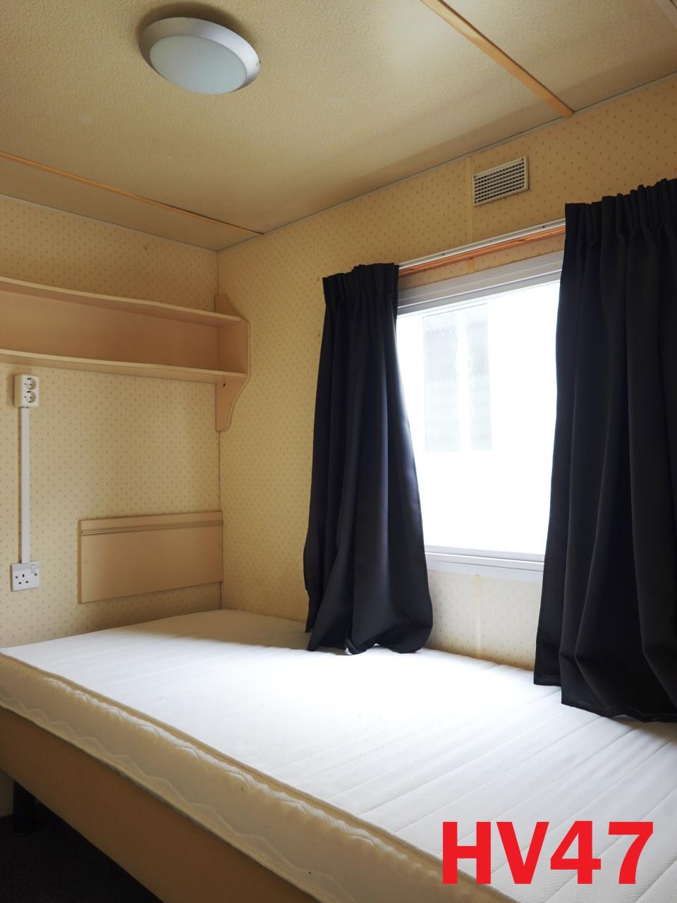 Betaalbare stacaravan met 3 slaapkamers en dubbel glas te koop