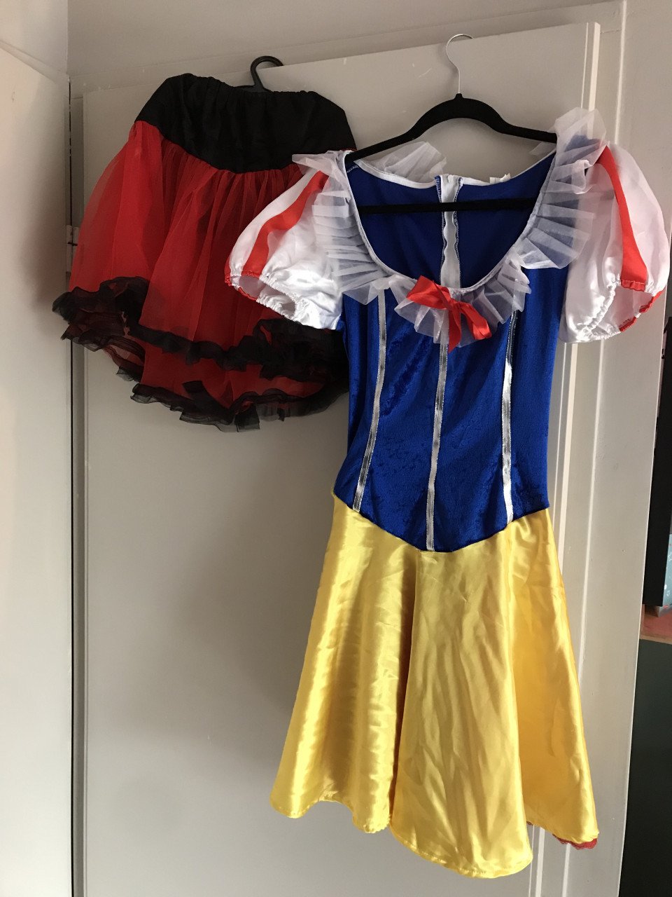 Verkleed kleding (prinsessen, Halloween, nachtwacht)