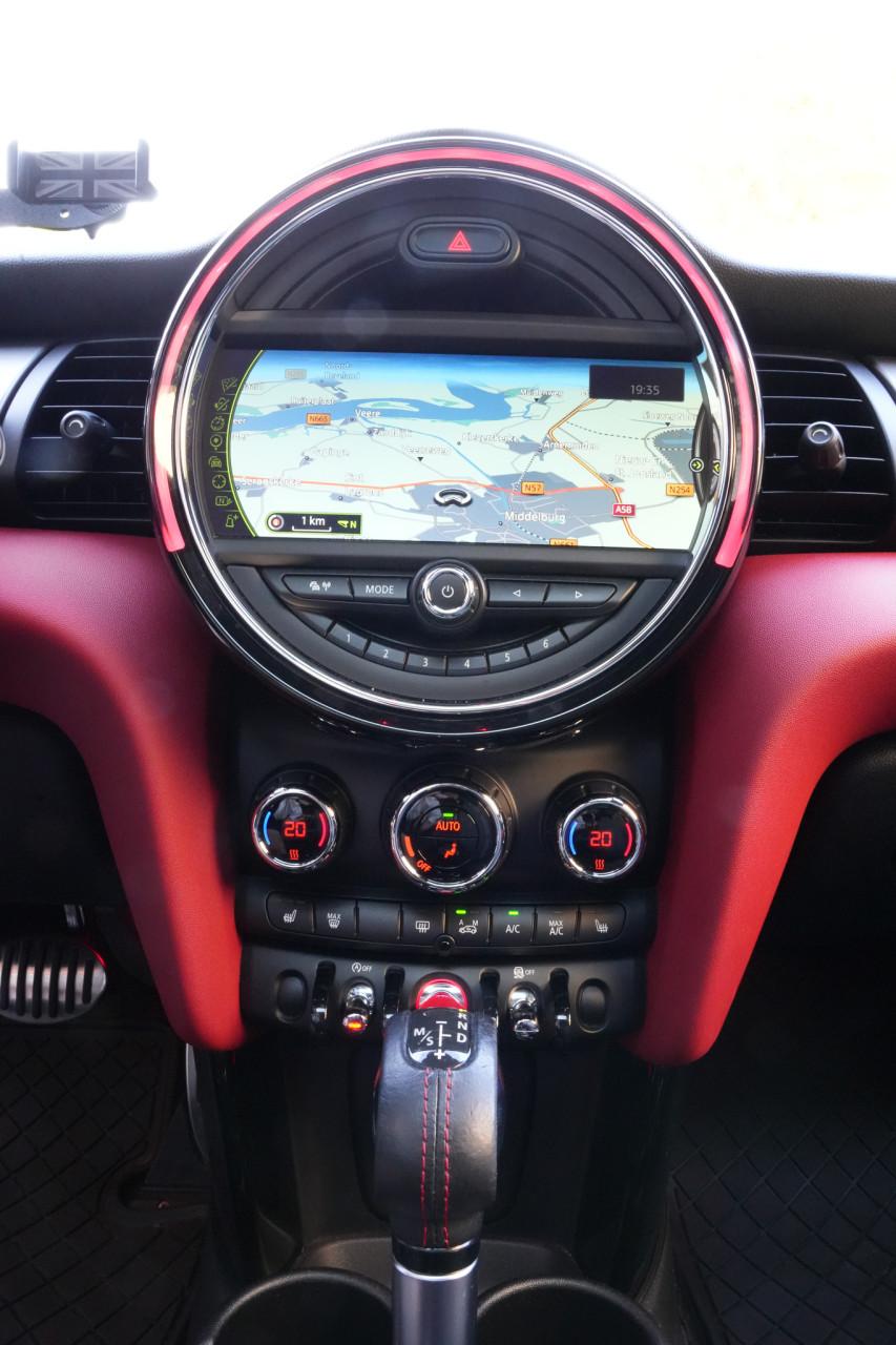 MINI Cooper S JCW Automaat. Led. Panoramadak. Cruise control.