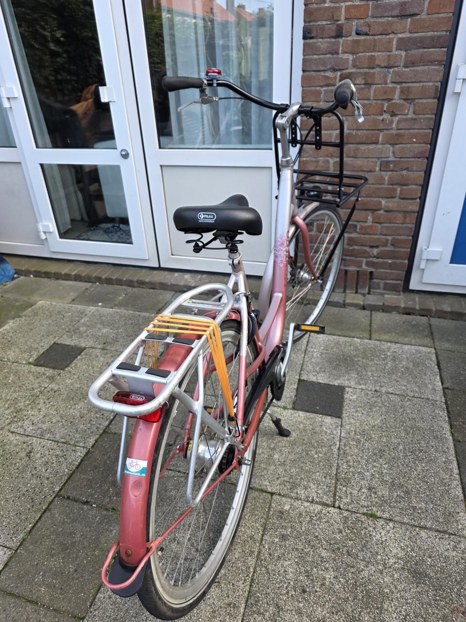 Dames fiets MONTEGO-28 inch-7 versnellingen-Fr.maat 53cm-Nieuw zadel