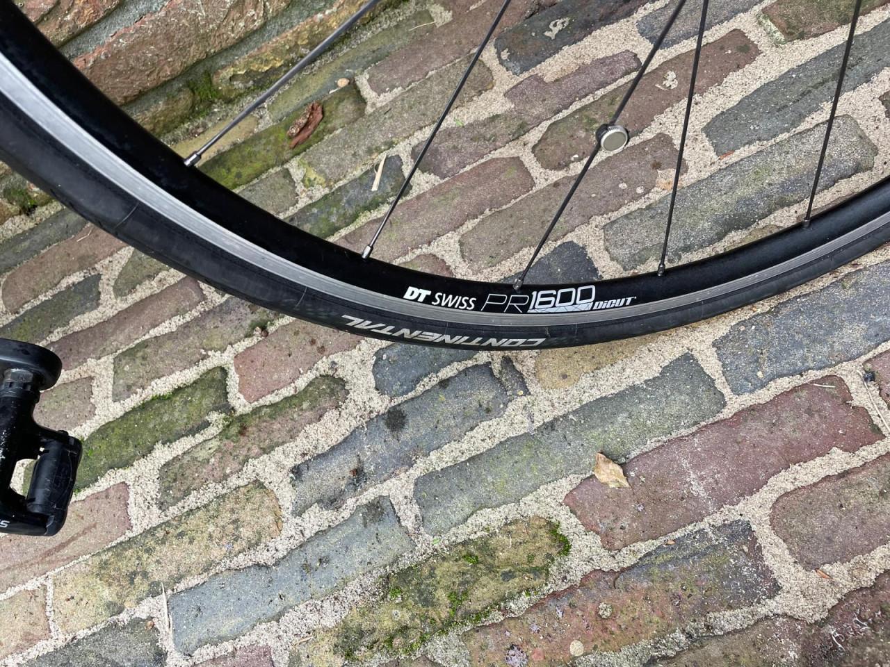 PRACHTIGE STEVENS RACEFIETS