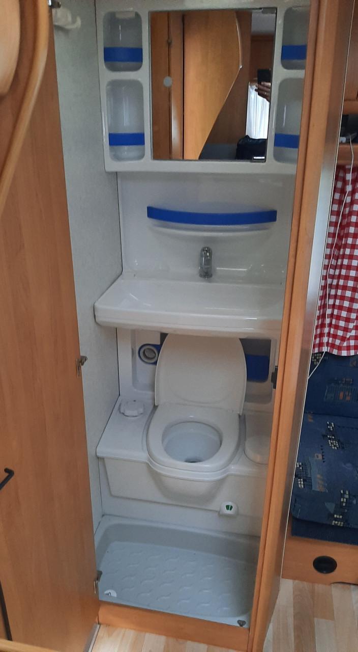 Caravan Hobby 400SB Excelelent