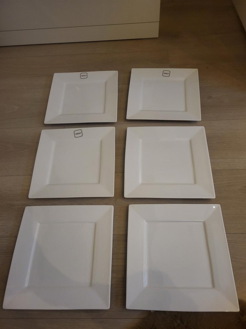 Witte vierkante borden