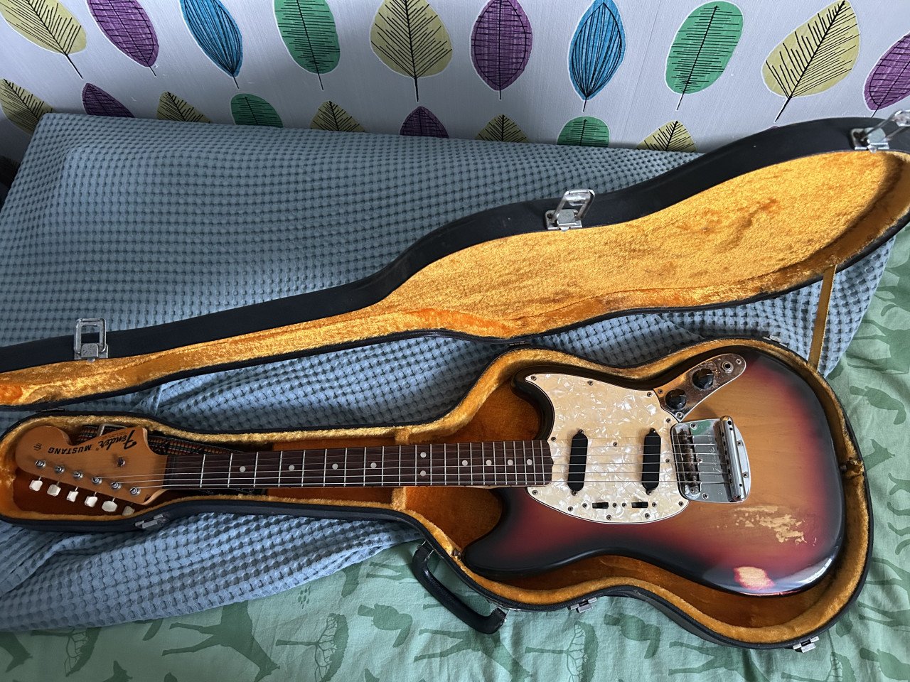Te koop Fender Mustang '73