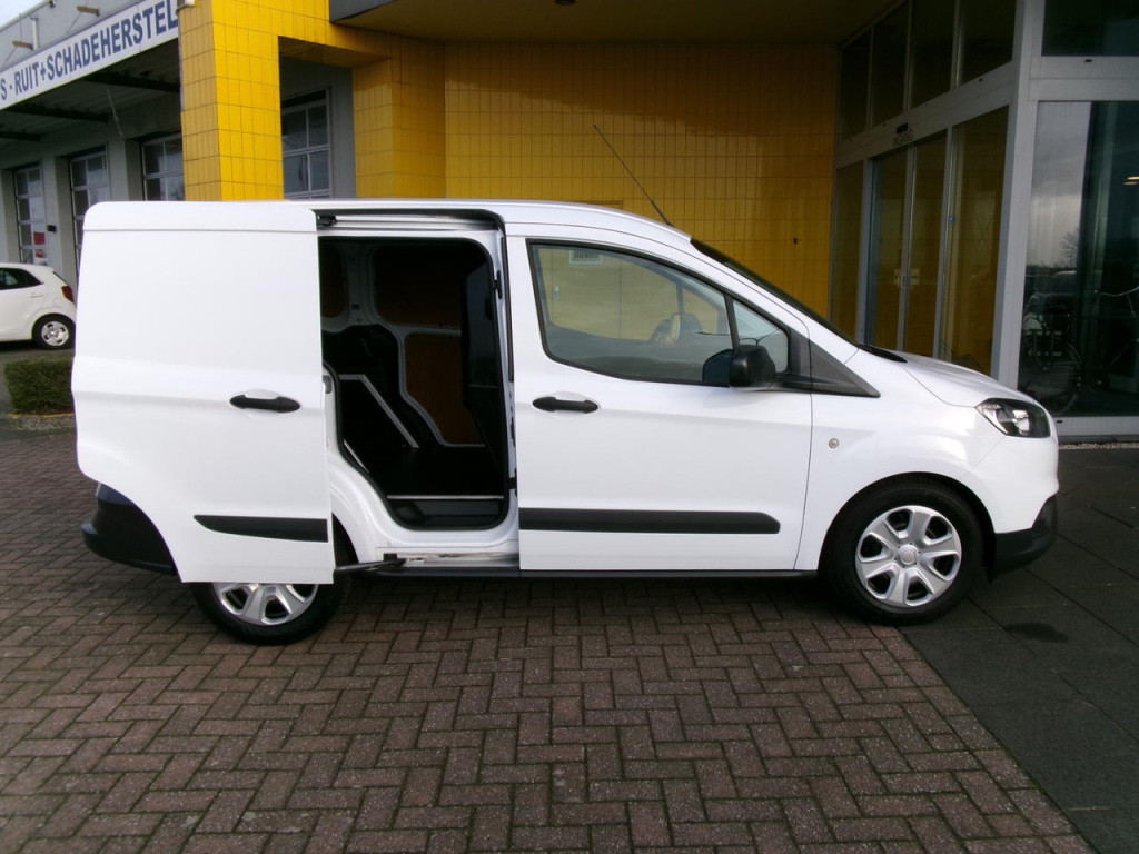 Ford Transit Courier 1.5 tdci airco, cr.contr navi, schuifd. tr.h.