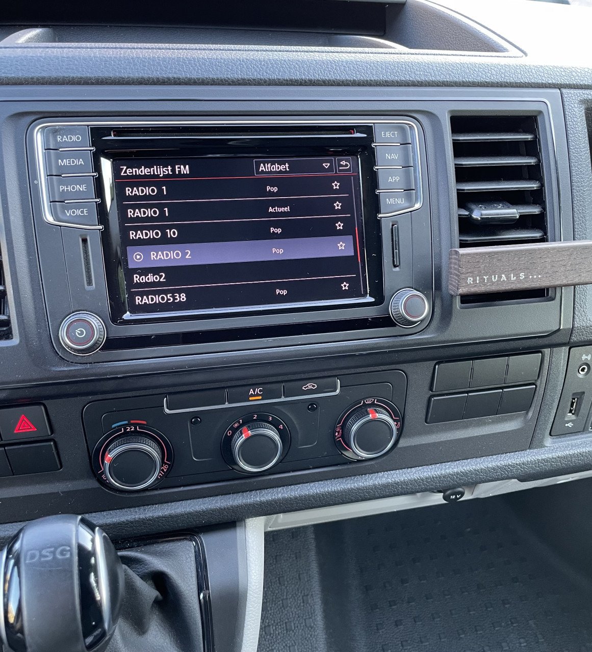 Volkswagen Transporter 2.0  TDI 150 PK Automaat L1H1 2019