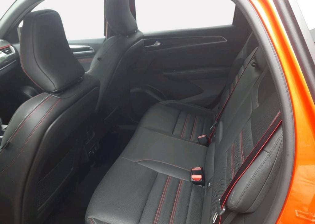 Renault Arkana 1.6 e-tech hybrid 145 e-tech engineered r.s. line - panorama