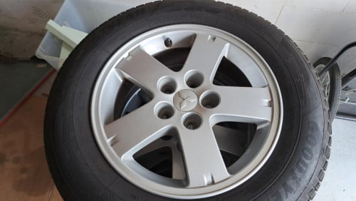 Velgen/Winterbanden 215/65R16 98H
