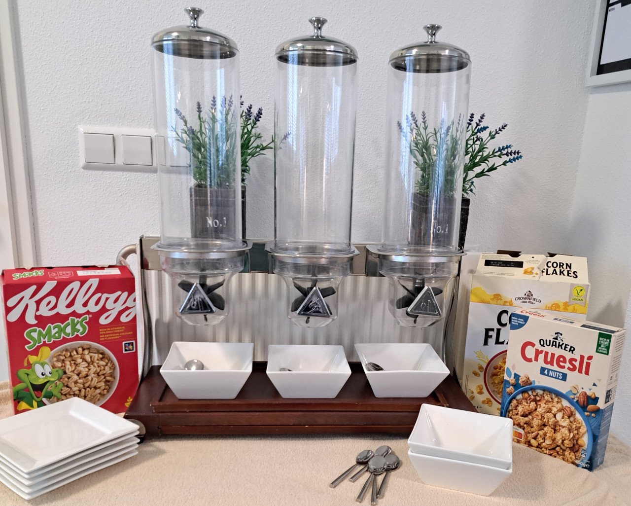 Muesli dispenser