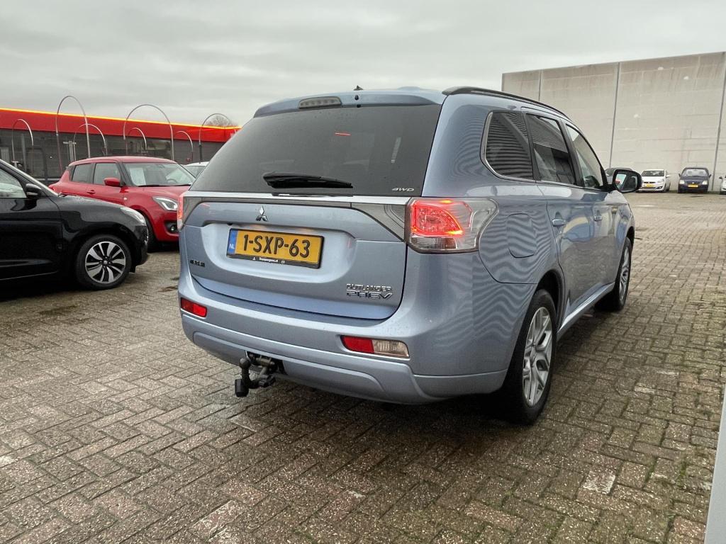 Mitsubishi Outlander 2.0 phev instyle | nieuwe batterij |