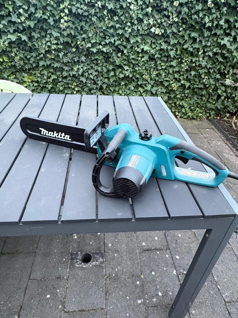 Makita kettingzaag UC3041A
