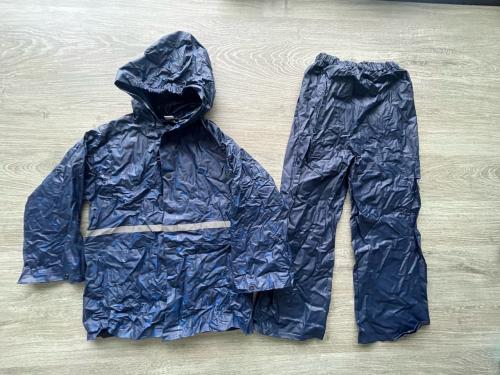 Regenpak maat 110/116