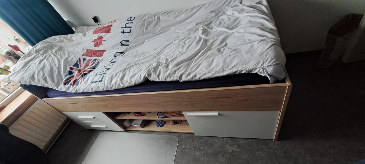 Bed/ledikant 90×200