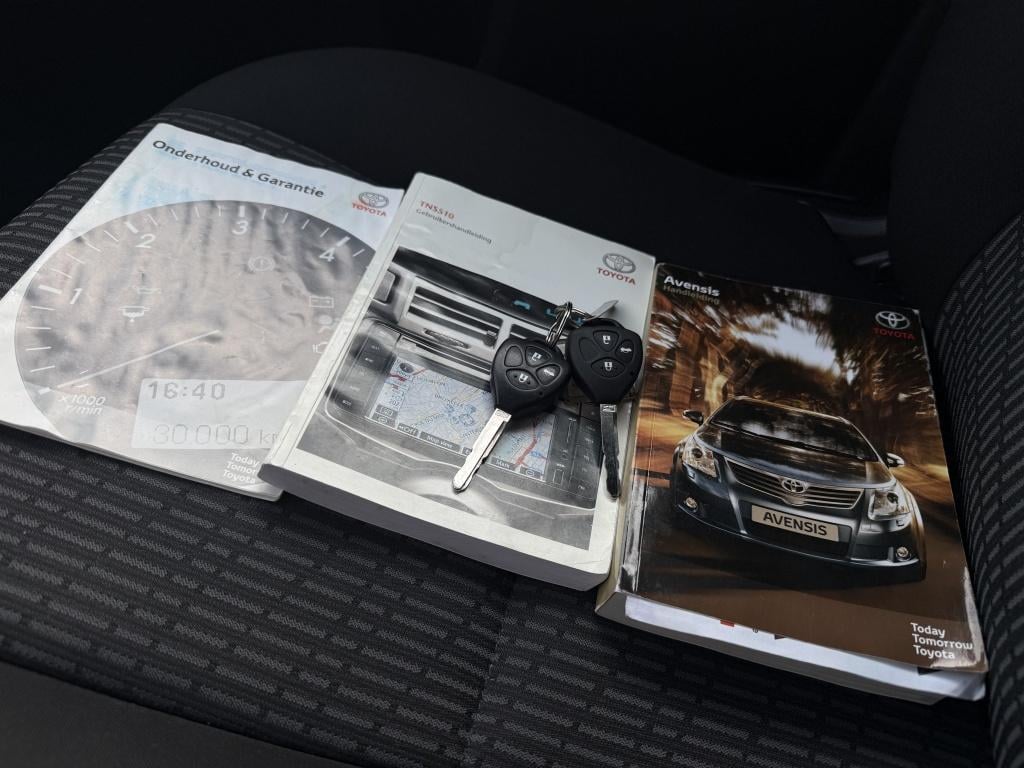 Toyota Avensis wagon 1.8 vvti business