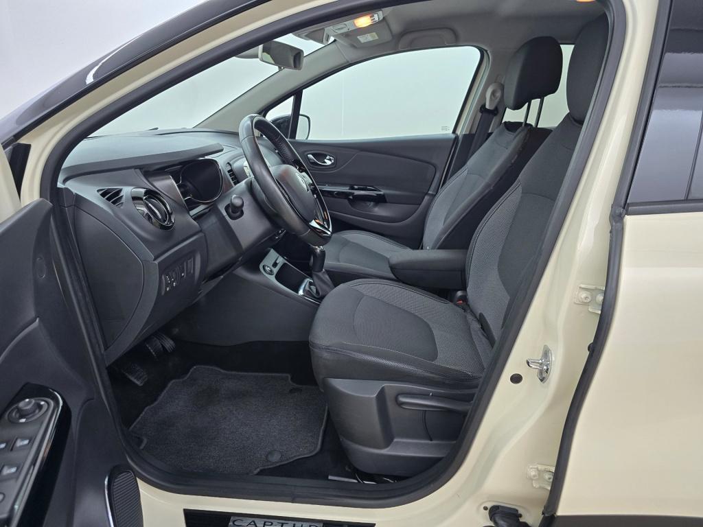 Renault Captur occasion dynamique met parkeercamera en trekhaak | tweedehan