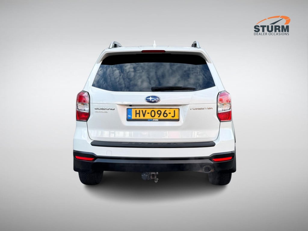 Subaru Forester 2.0 premium | trekhaak afneembaar | panoramadak | navigatie