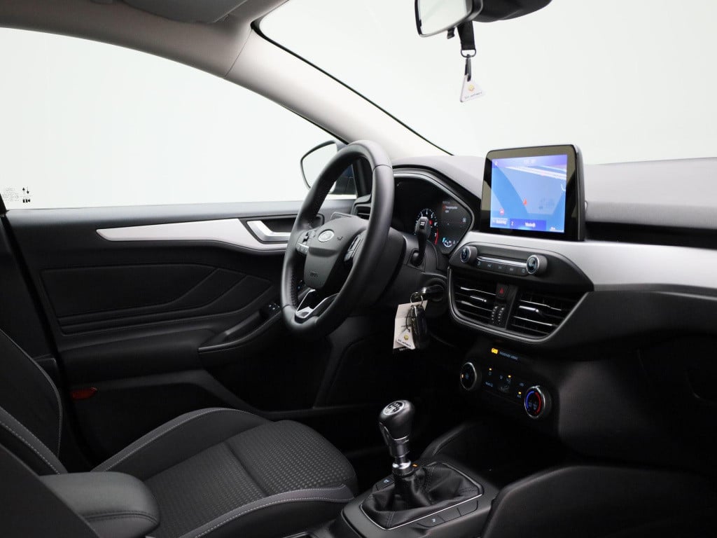 Ford Focus wagon 1.0 ecoboost hybrid trend edition business | lmv | camera 