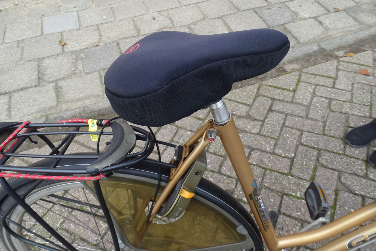 Praktisch nieuwe (Sport-)tandem te koop + Gazelle damesfiets