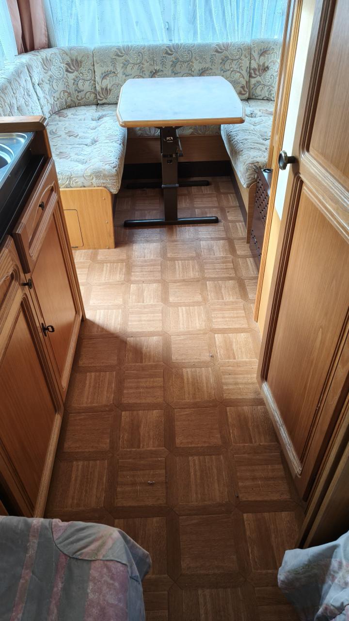 Tabbert Comtesse 515 met kenteken..Max.snelheid 100 km.h