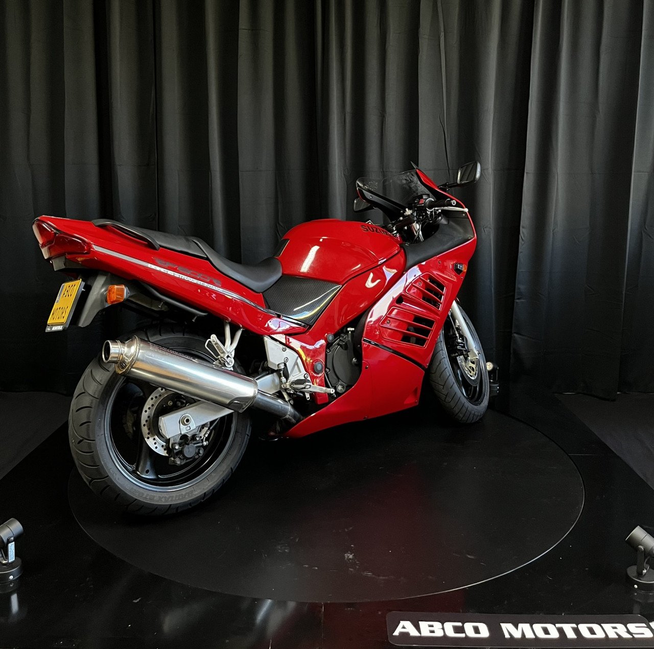 SUZUKI RF 600 R