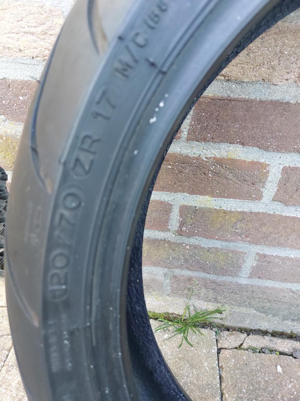 Michelin pilot powe 120/70 zr 17