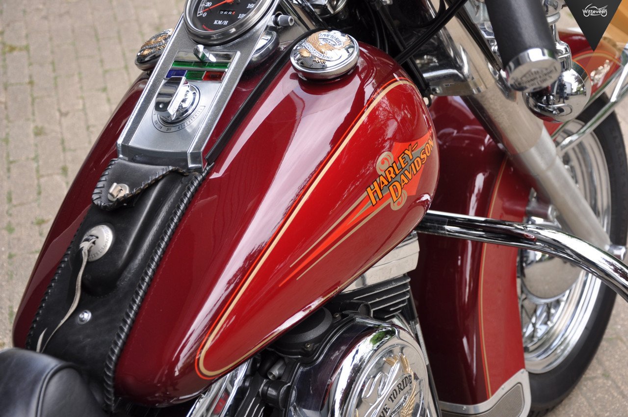 Harley-Davidson FLSTC Heritage Softail Classic 1340