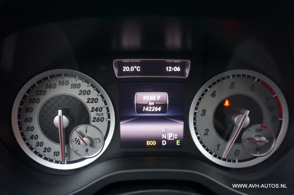 Mercedes-Benz A-Klasse 180 ambition automaat