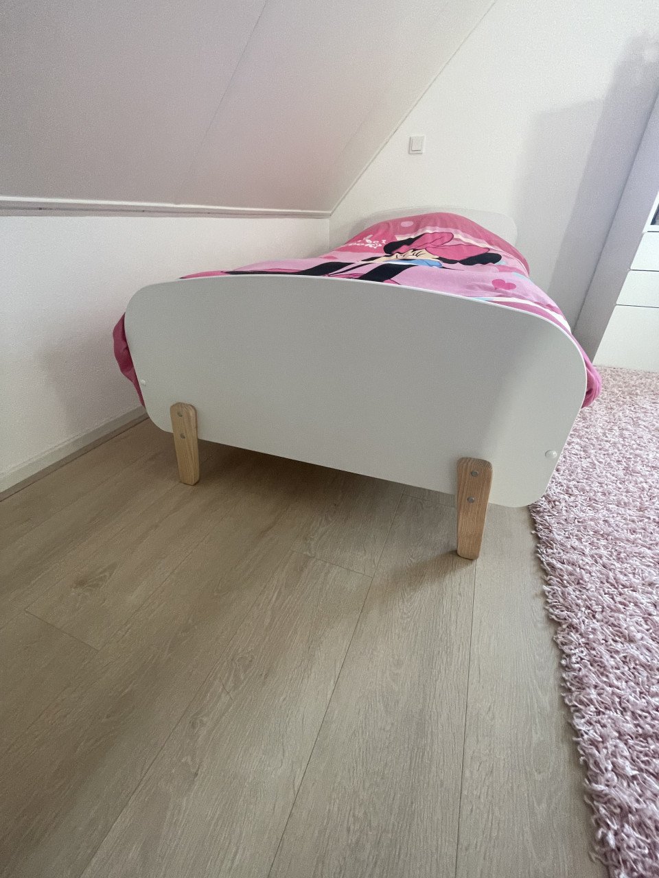 Mooi Vipavk kinderbed