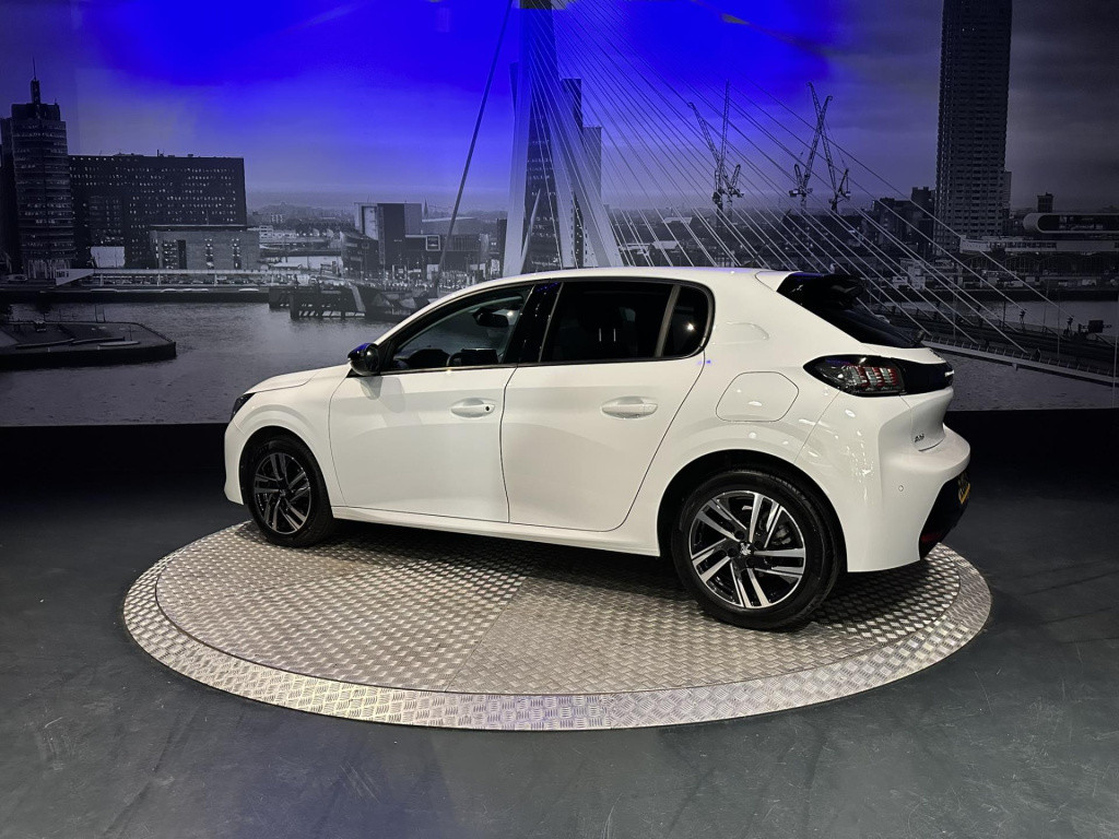 Peugeot 208 1.2 puretech allure pack *camera*keyless*appconnect*