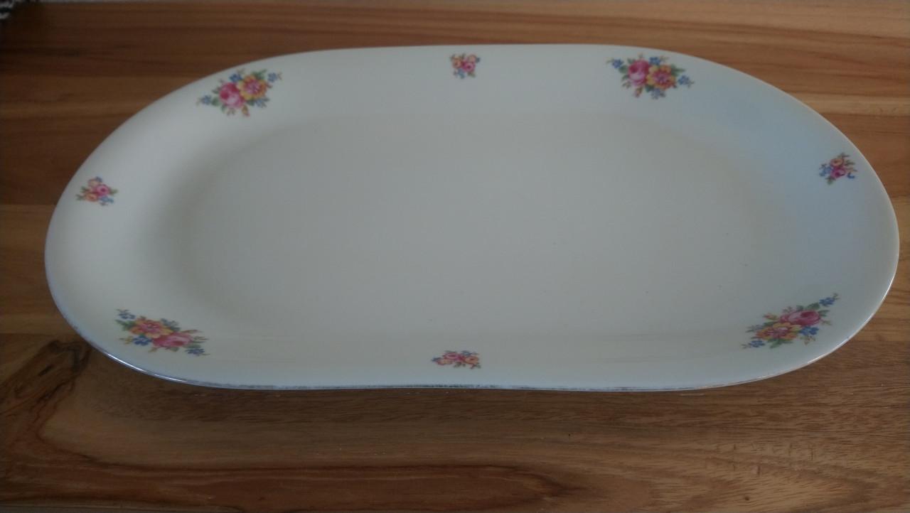 Vintage Bavaria schaal met bloemendessin ca. 34 x 20,5 cm