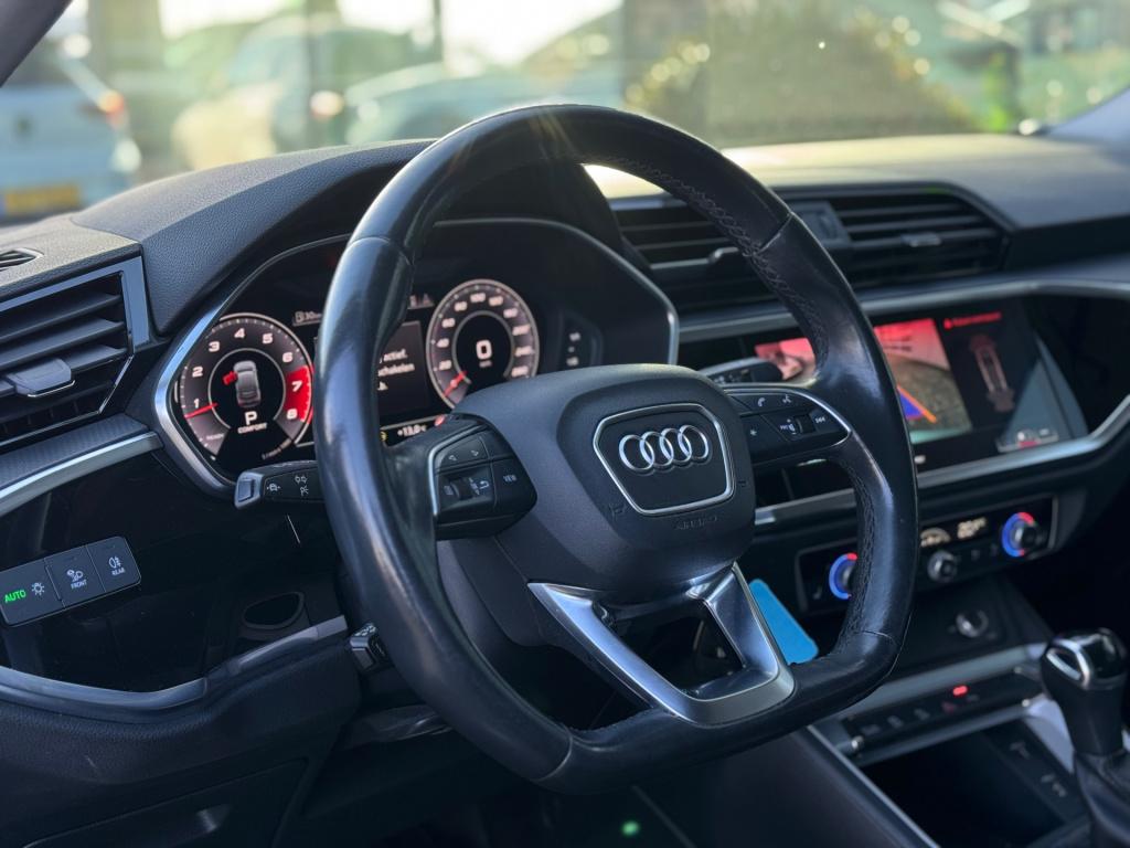 Audi Q3 sportback 35 tfsi s-line * matrix led * trekhaak * camera