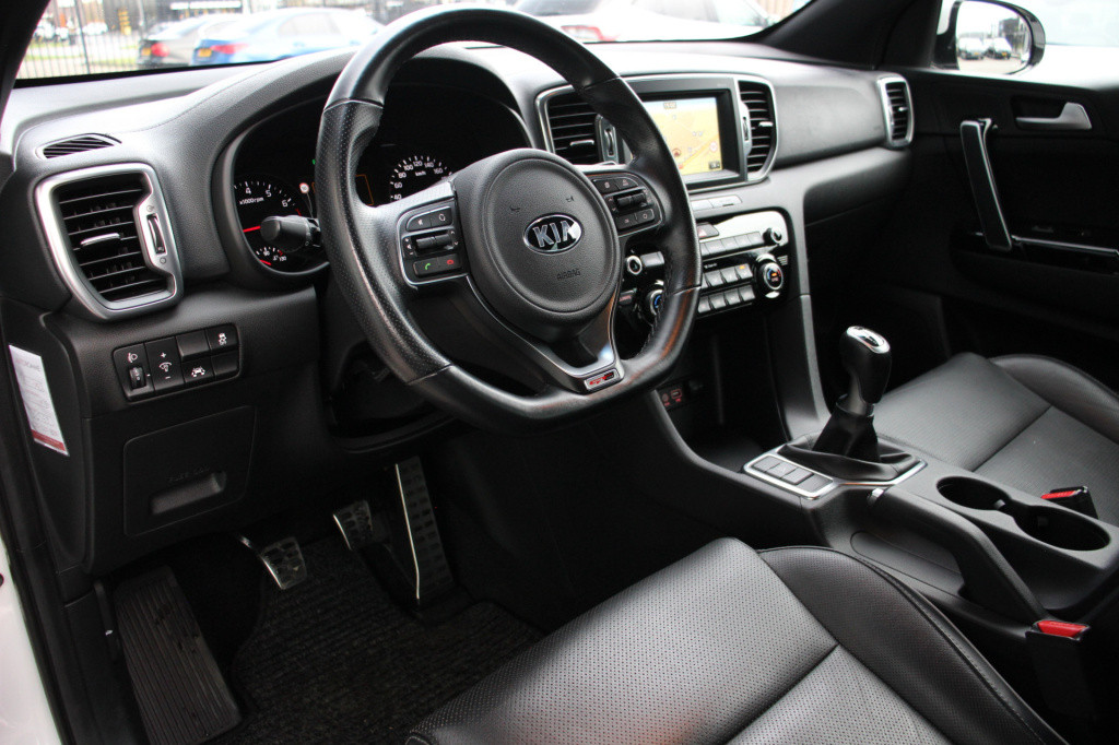 Kia Sportage 1.6 t-gdi gt-line first edition | leder | camera | trekhaak | 