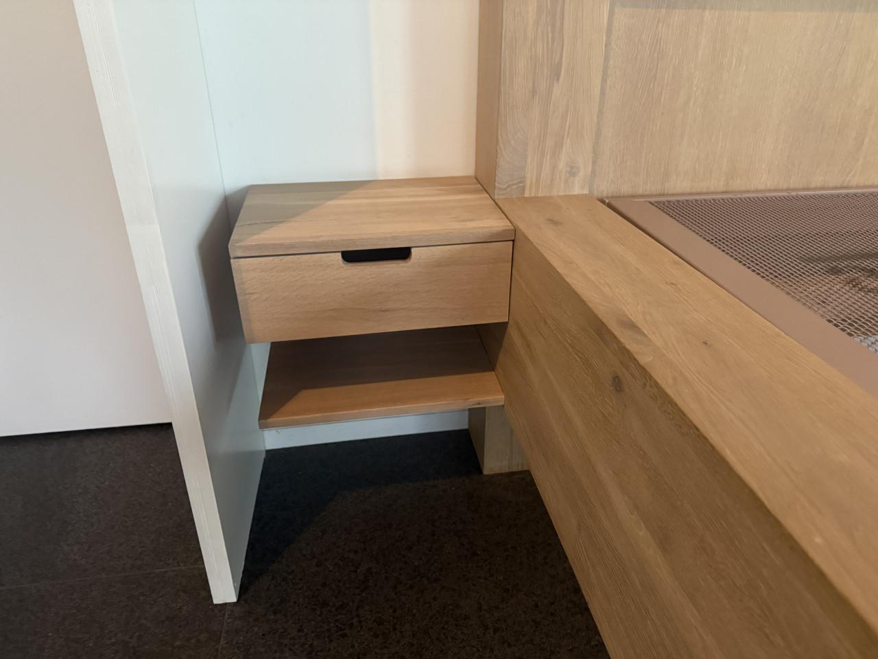 Hemelbed massief eiken + Auping bodems + Auping matrassen