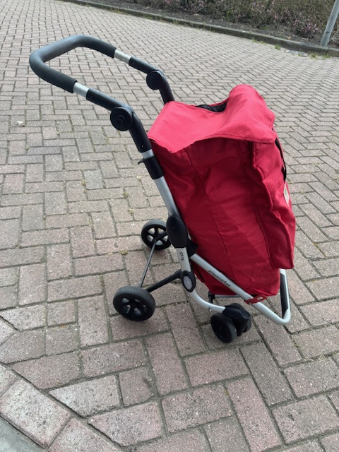 Boodschappentrolley Playmarket Rood.