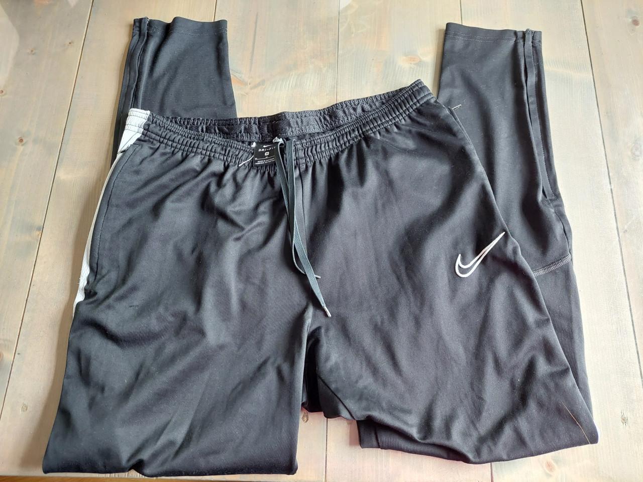 Sportkleding pakket voor dames maat M IZGS