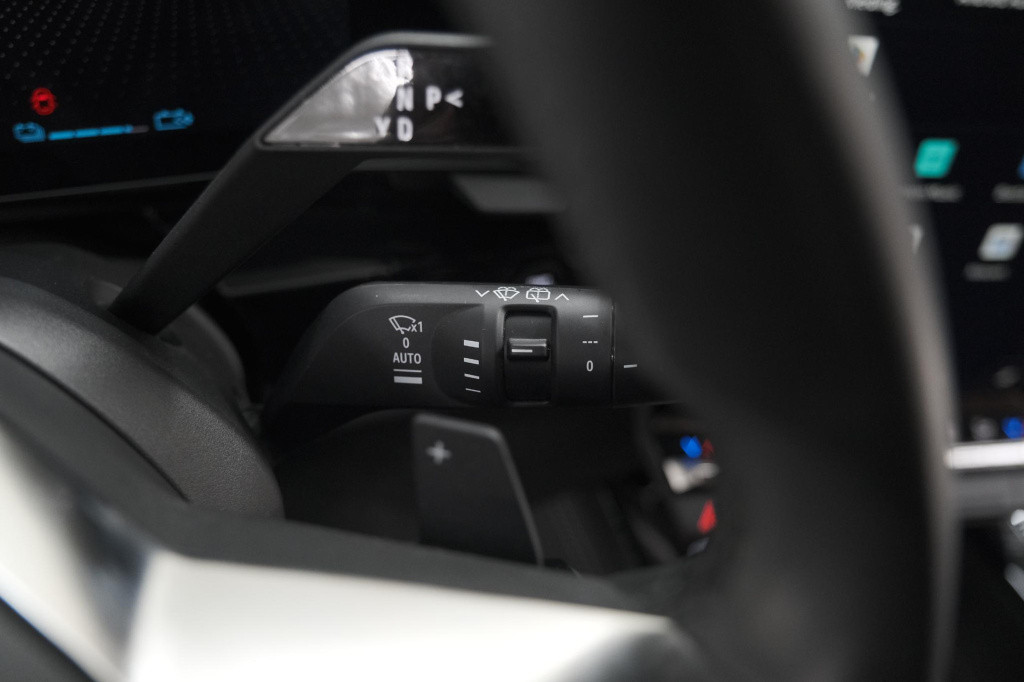 Renault Austral 1.2 e-tech full hybrid 200 techno | panoramadak | 360 camer