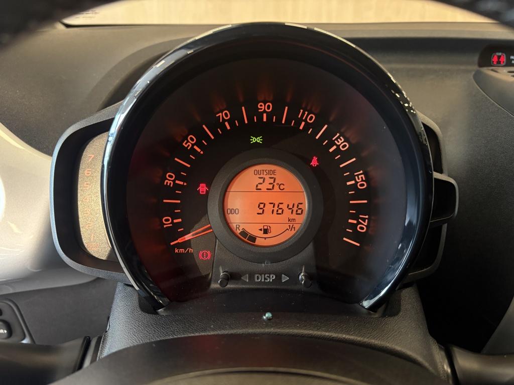 Toyota Aygo 1.0 vvt-i x-joy
