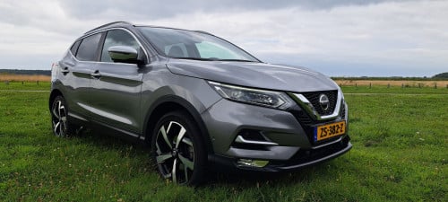 Nissan Qashqai Tekna +