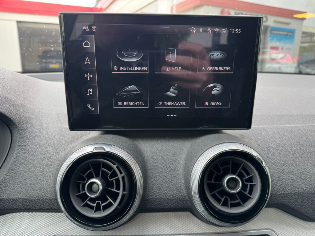 Audi Q2 35 tfsi s edition