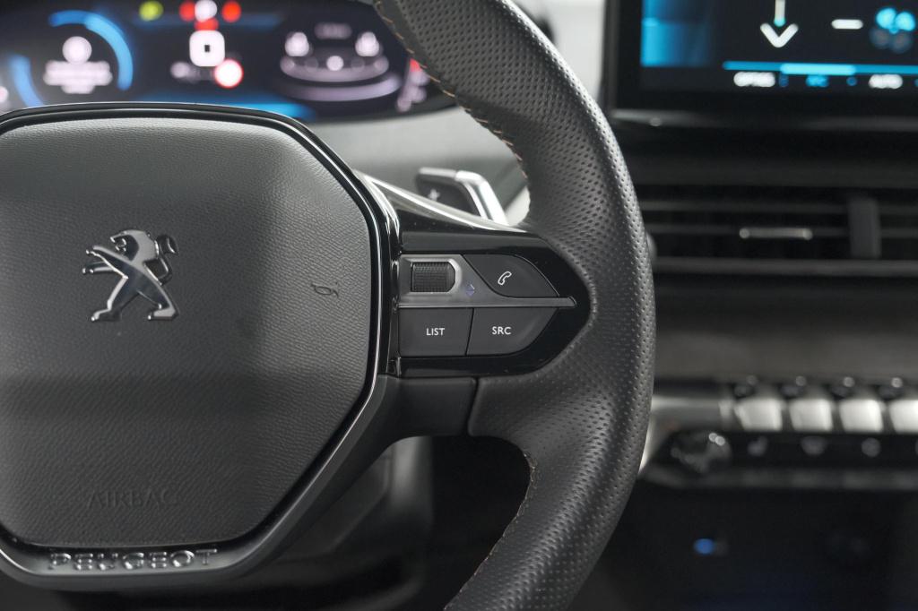 Peugeot 3008 puretech 130 eat8 gt | camera | dodehoekdetectie | elektrische