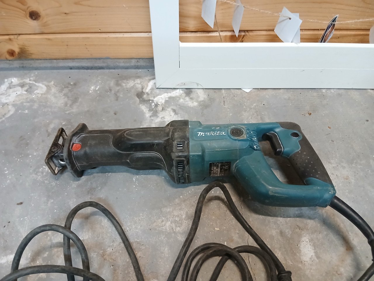 Makita reciprozaag 1010W in koffer