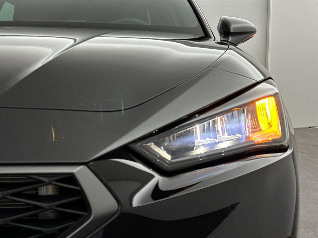 Seat Leon sportstourer fr phev first edition 1.5 tsi ehybrid 150kw / 204p