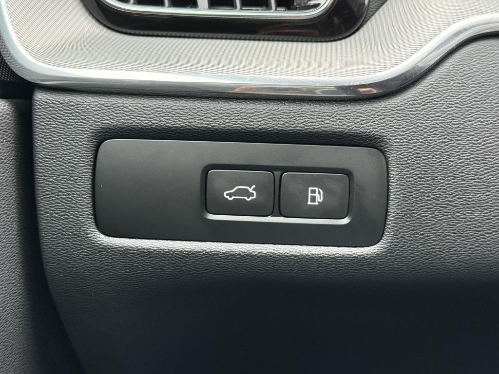 Volvo XC60 t6 398pk recharge black edition| panodak| 360camera| adap.cruise